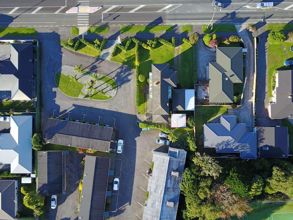 Coronation Court Motel New Plymouth Buitenkant foto